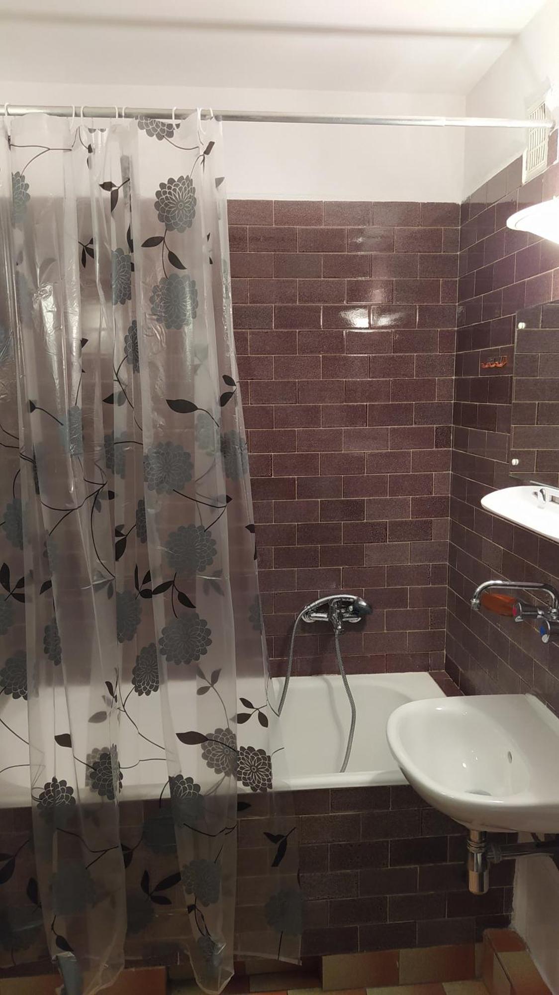 Uroczy Apartament Z Bezplatnych Parkingiem Варшава Экстерьер фото
